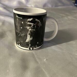 2002 WWE wrestling coffee mug